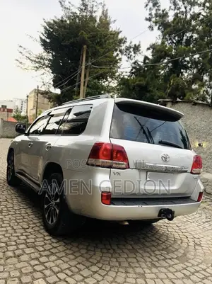 Toyota Land Cruiser 4.5 V8 VXR 2009 Silver