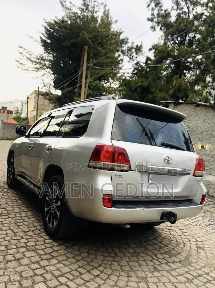 Toyota Land Cruiser 4.5 V8 VXR 2009 Silver