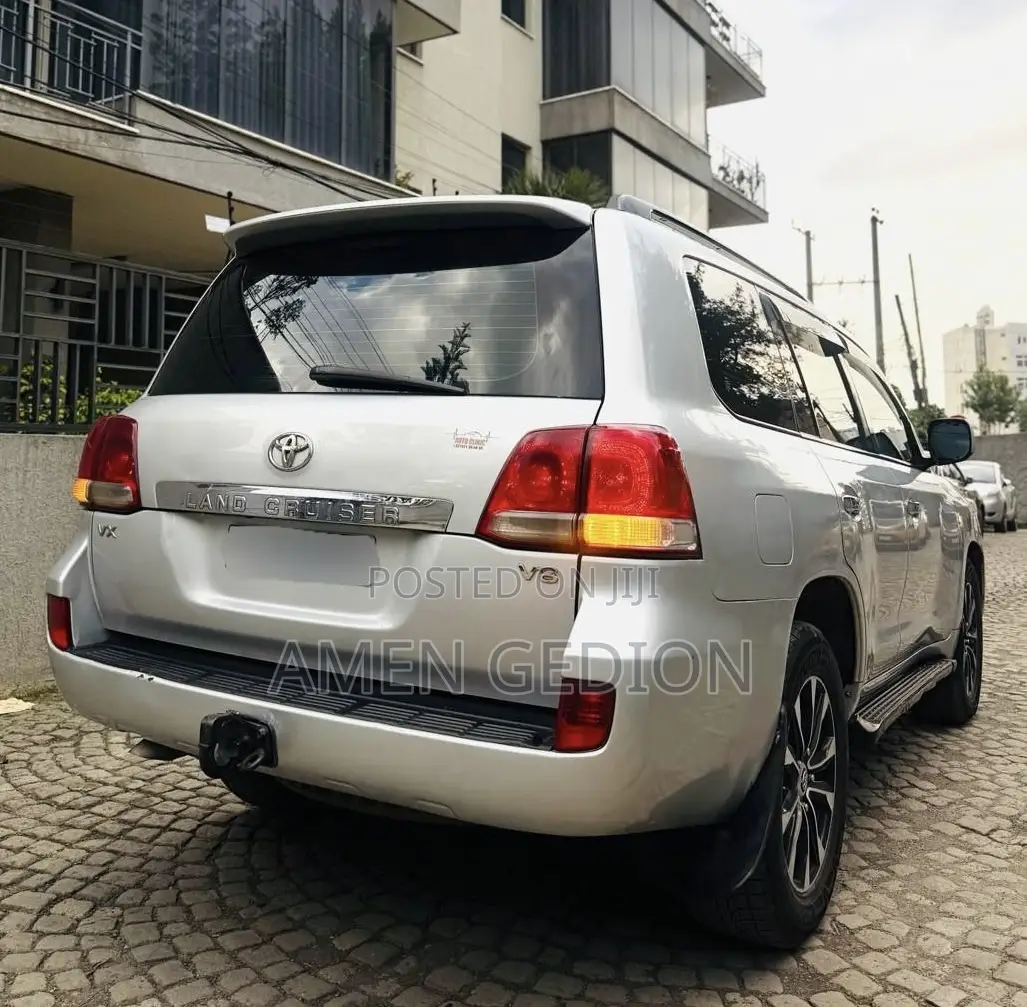 Toyota Land Cruiser 4.5 V8 VXR 2009 Silver