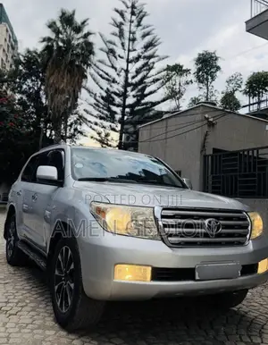 Toyota Land Cruiser 4.5 V8 VXR 2009 Silver