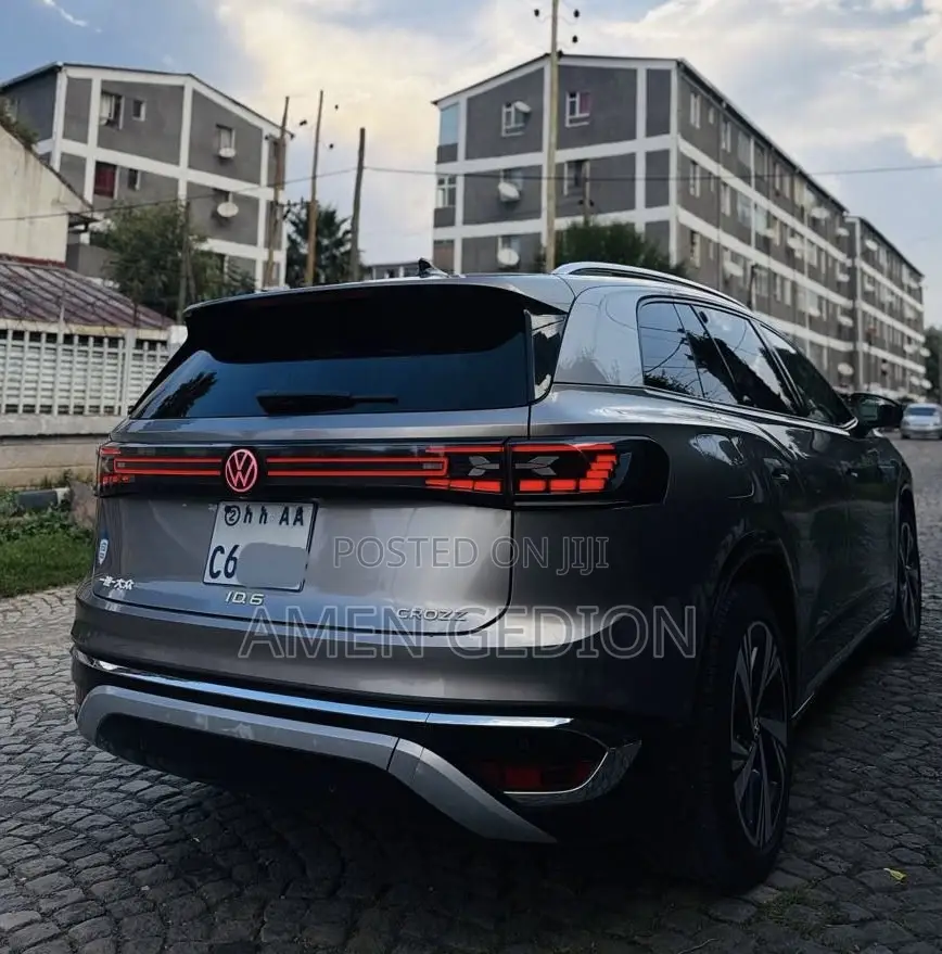 Volkswagen ID.6 2024