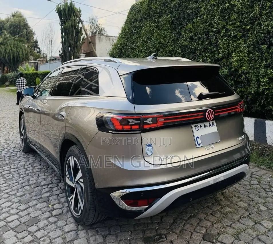 Volkswagen ID.6 2024