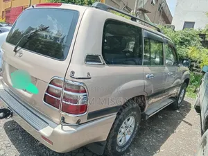 Toyota Land Cruiser 2003 Gold