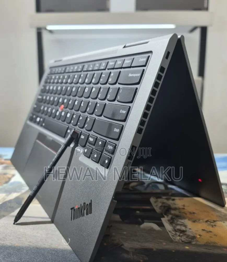 New Laptop Lenovo ThinkPad X1 Yoga 16GB Intel Core i7 SSD 512GB