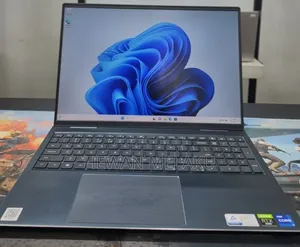 New Laptop Dell Inspiron 15 16GB Intel Core i7 SSD 512GB