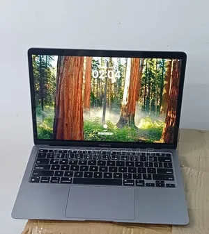 New Laptop Apple MacBook 16GB Apple M1 SSD 512GB