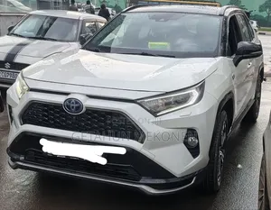 New Toyota RAV4 2024 White