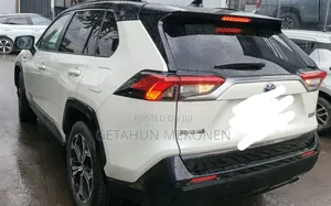 New Toyota RAV4 2024 White