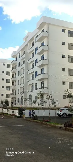 2bdrm Apartment in አያት ኖሆ ሪልእስቴት, Bole for sale