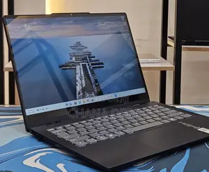 New Laptop Lenovo 16GB AMD Ryzen 7 SSD 1T