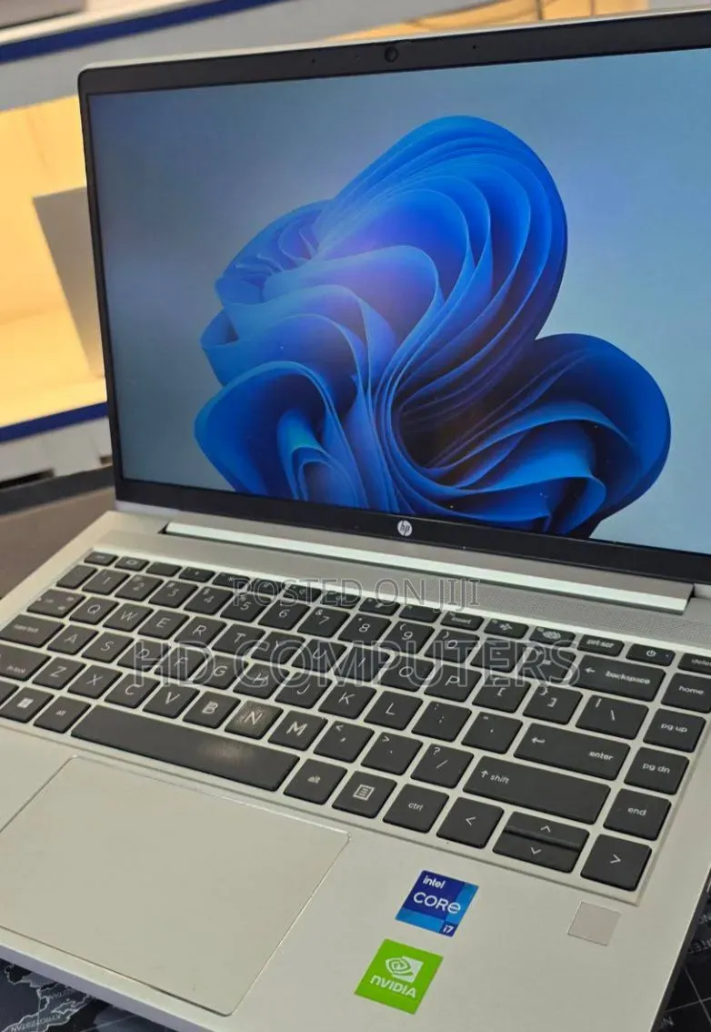 New Laptop HP ProBook 440 G9 16GB Intel Core i7 SSD 1T