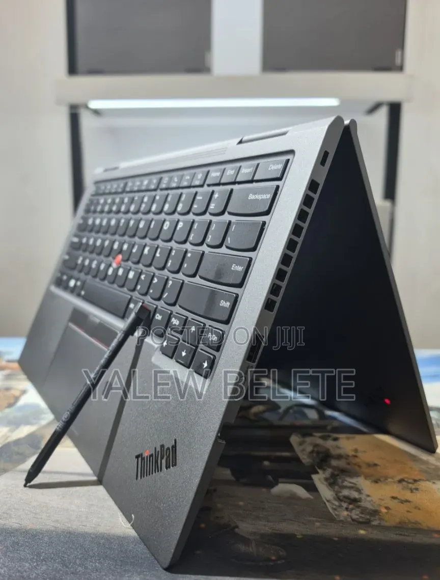 New Laptop Lenovo ThinkPad X1 Yoga 16GB Intel Core i7 SSD 512GB