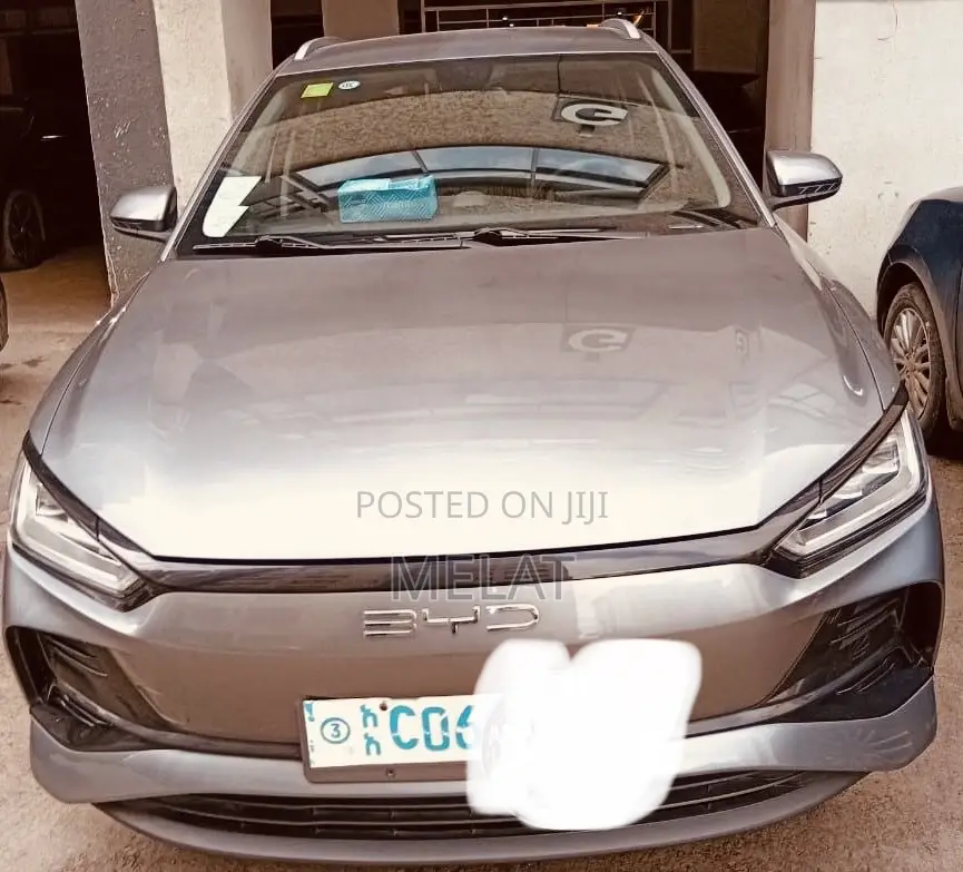 BYD E2 43 kWh 94 hp FWD 2025 Gray