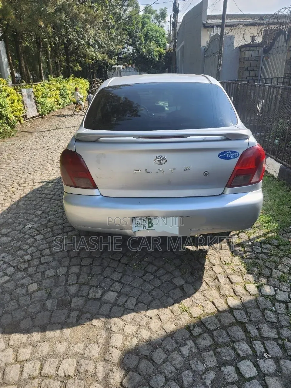 Toyota Platz 2002 Silver