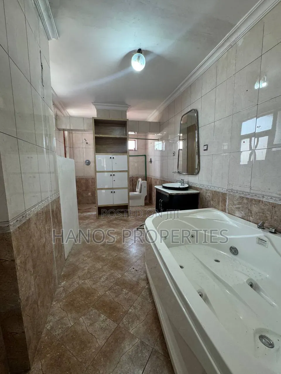 Furnished 7bdrm Villa in Bole for sale