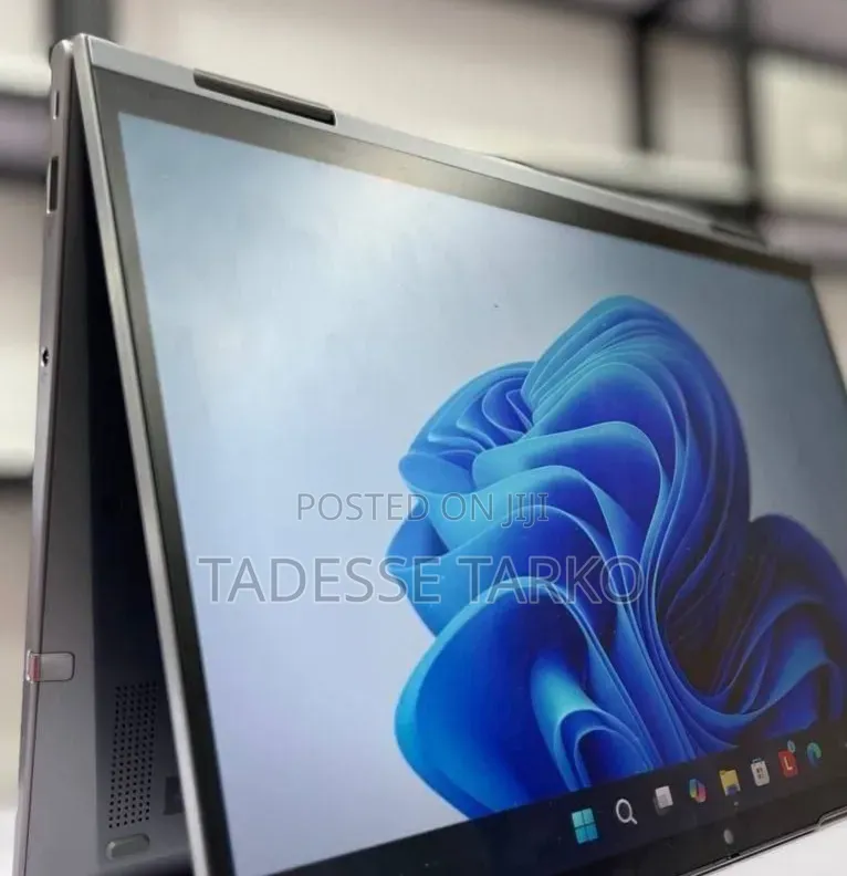New Laptop Lenovo ThinkPad X1 Yoga 32GB Intel Core i7 SSD 512GB