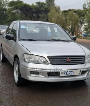 Mitsubishi Lancer 2000 Silver