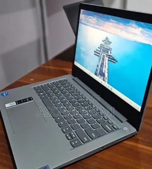 New Laptop Lenovo IdeaPad 1 8GB Intel Core i3 SSD 256GB