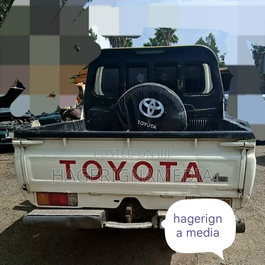 Toyota Land Cruiser 2018 White
