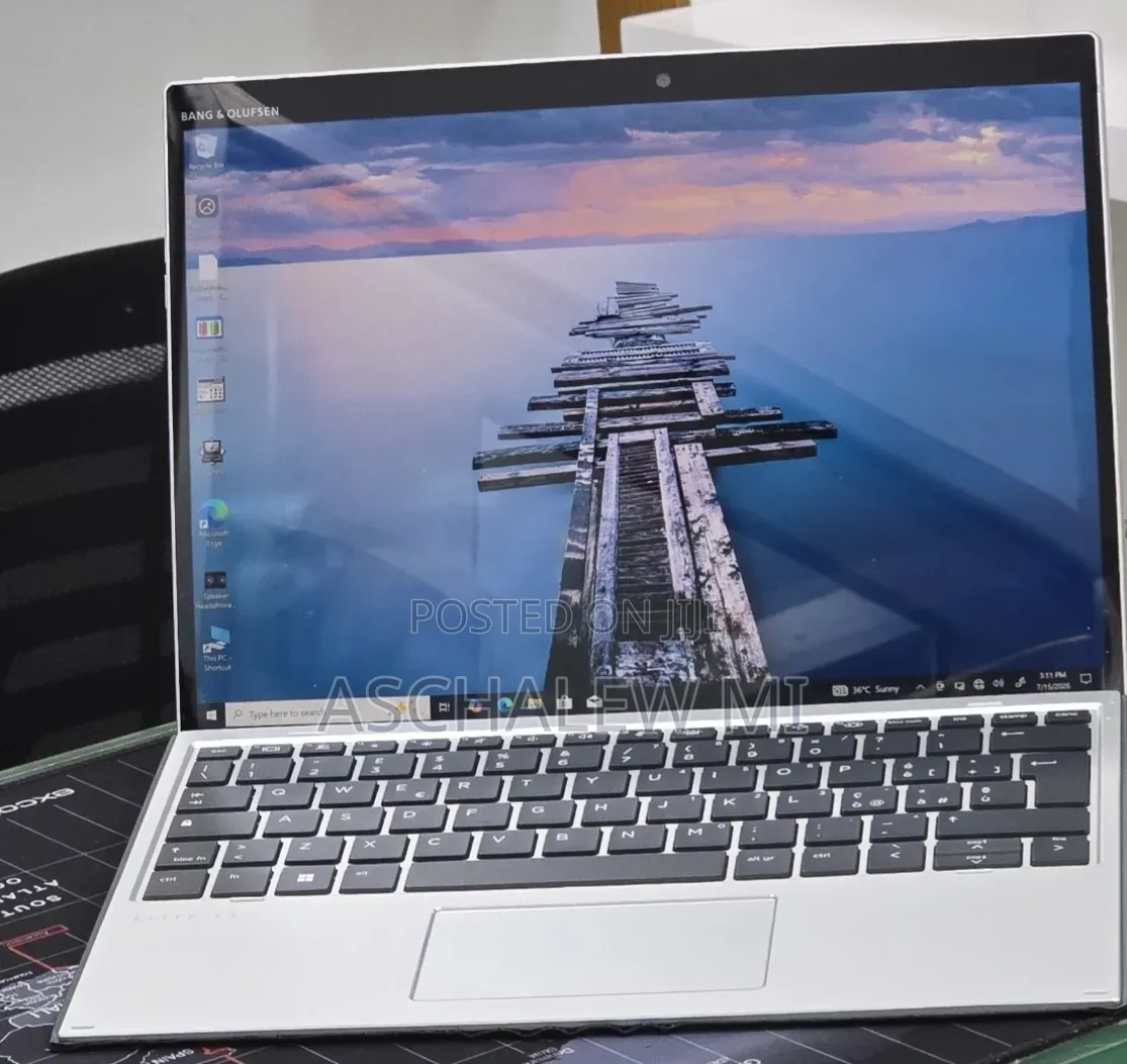 New Laptop HP Elite X2 G8 16GB Intel Core i7 SSD 512GB