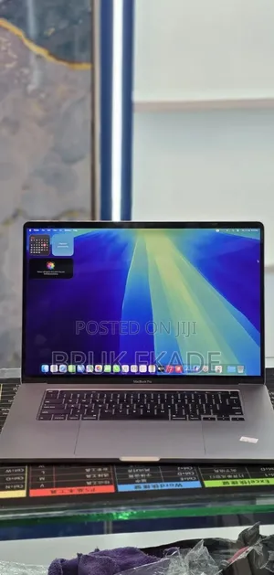 New Laptop Apple MacBook 2008 16GB Intel Core i9 SSD 2T