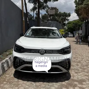 Volkswagen ID.6 2025 White
