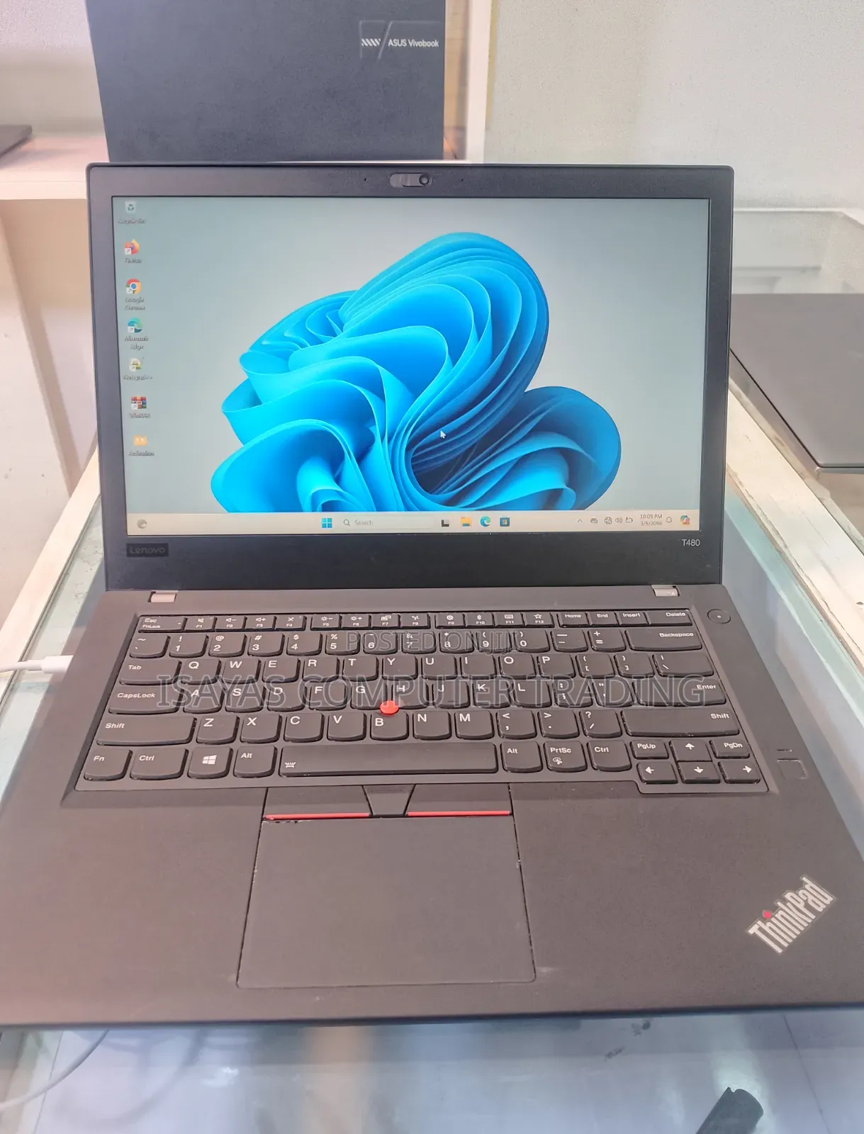 New Laptop Lenovo ThinkPad X1 Carbon 8GB Intel Core i7 SSD 512GB