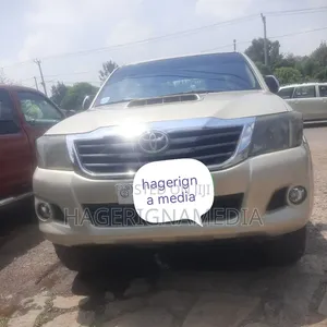 Toyota Hilux 2009 Silver