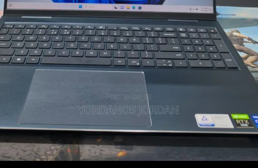 New Laptop Dell Inspiron 15 16GB Intel Core i7 SSD 512GB