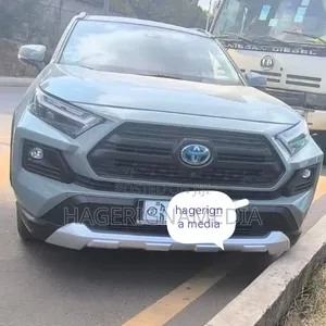 Toyota RAV4 2023 Ivory