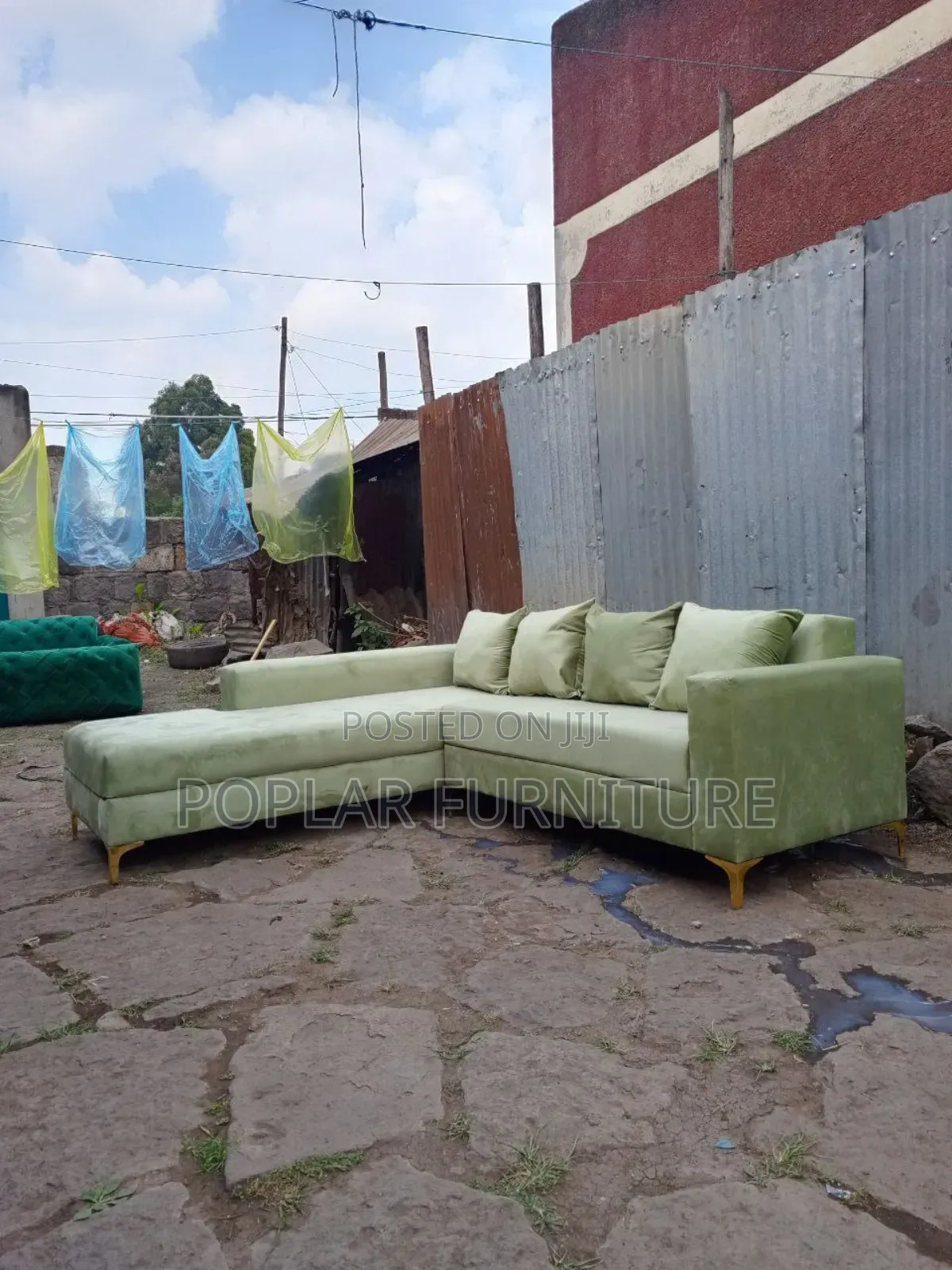 Celan Sofa