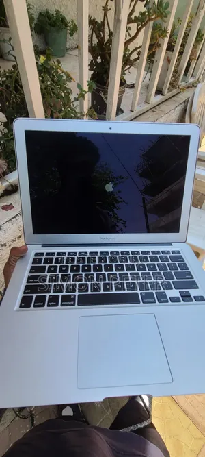 Laptop Apple MacBook Air 2013 4GB Intel Core i5 SSD 128GB
