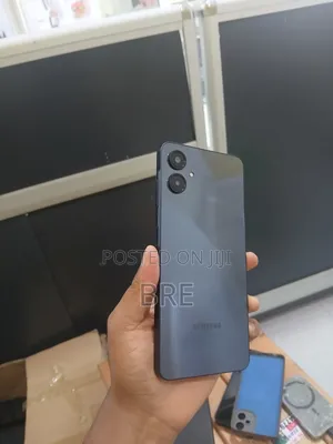 Samsung Galaxy A06 64 GB Blue