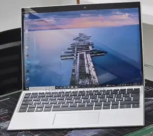 New Laptop HP Elite X2 G8 16GB Intel Core i7 SSD 512GB