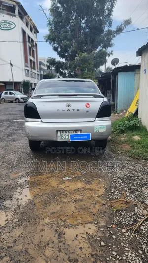 Toyota Platz 2001 Silver