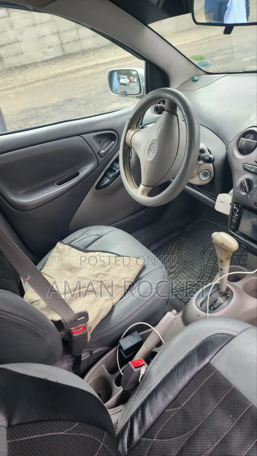 Toyota Platz 2001 Silver
