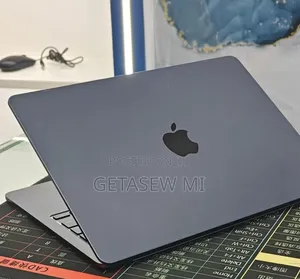 New Laptop Apple MacBook Air 2022 M2 8GB Apple M2 SSD 512GB