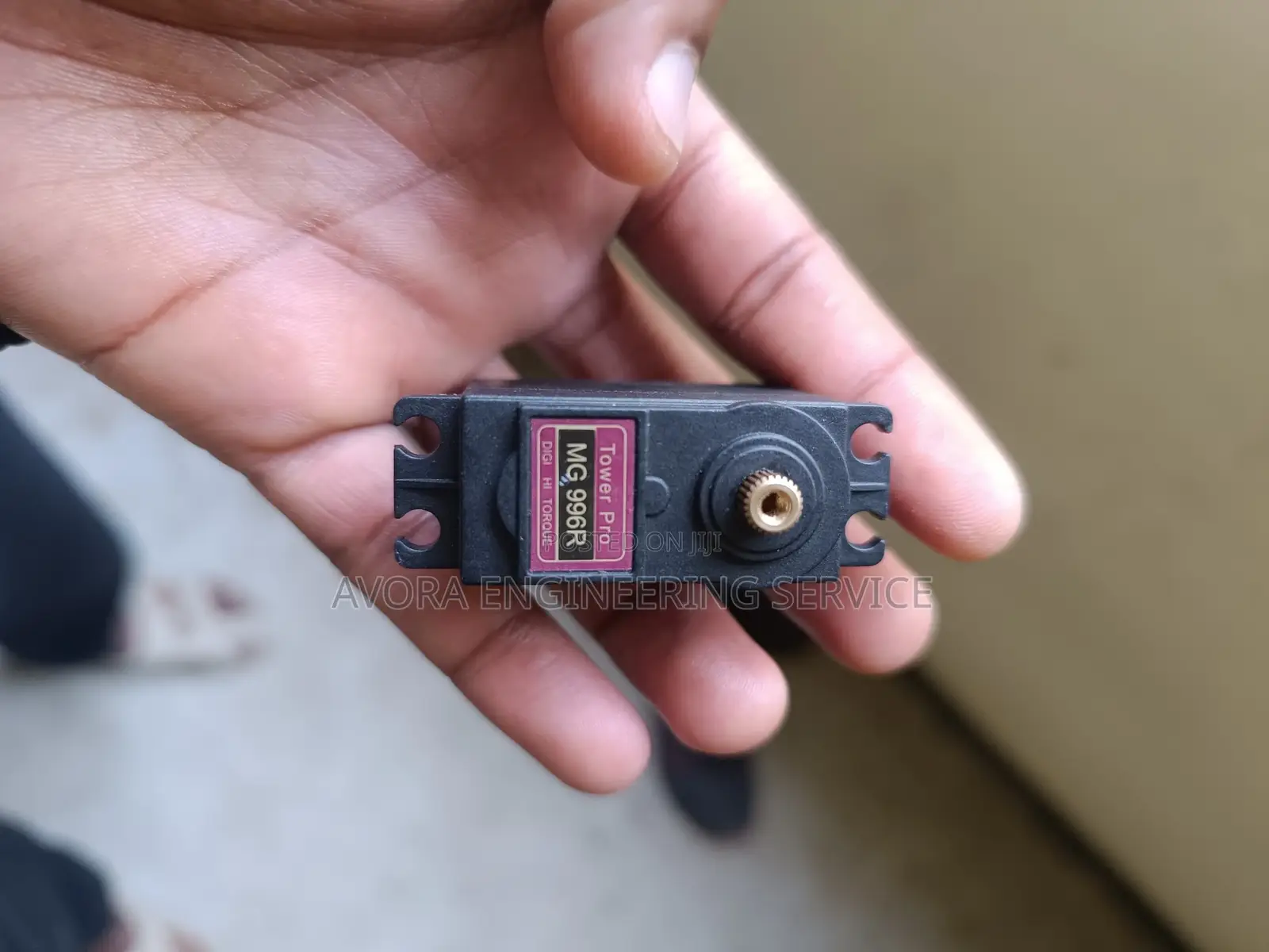 TowerPro MG996R High Torque Digital Servo Motor (Metal Gear)