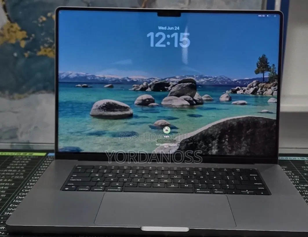 New Laptop Apple MacBook Pro 2021 M1 32GB Apple M1 Pro SSD 512GB