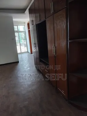 Furnished 6bdrm Villa in Vatican, Nifas Silk-Lafto for rent
