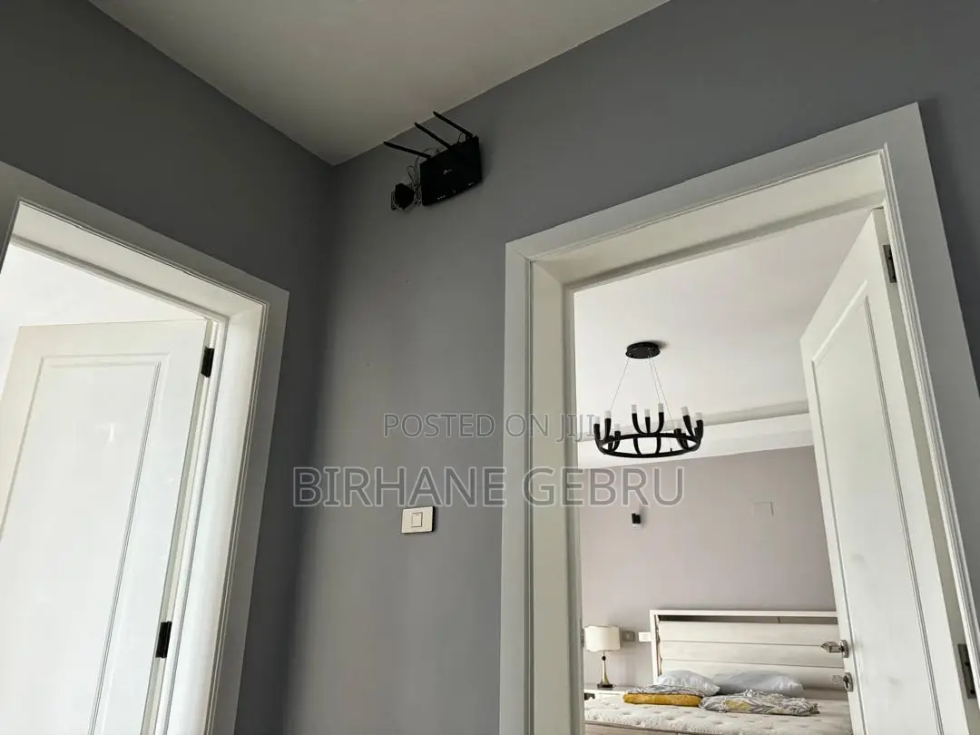 Furnished 6bdrm House in G+3, Bole for rent