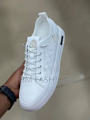 Mens Minimalist White Outdoor Casual Flat Sneakers Lightweight LaceUp