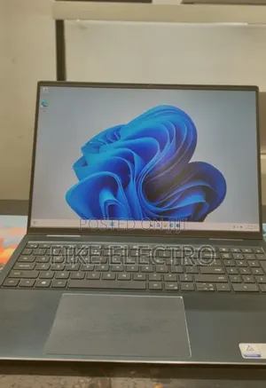 New Laptop Dell Inspiron 15 16GB Intel Core i7 SSD 512GB