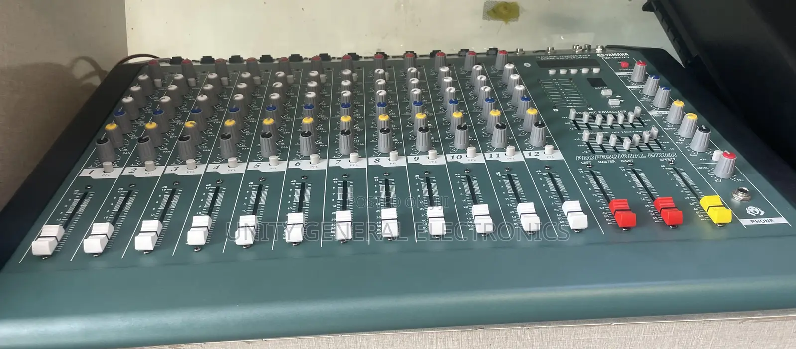 Music Mixer 12”