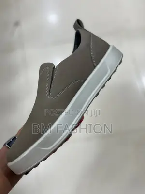 Mens Lightweight Retro Fashion Casual Shoes for Men Business Dress
