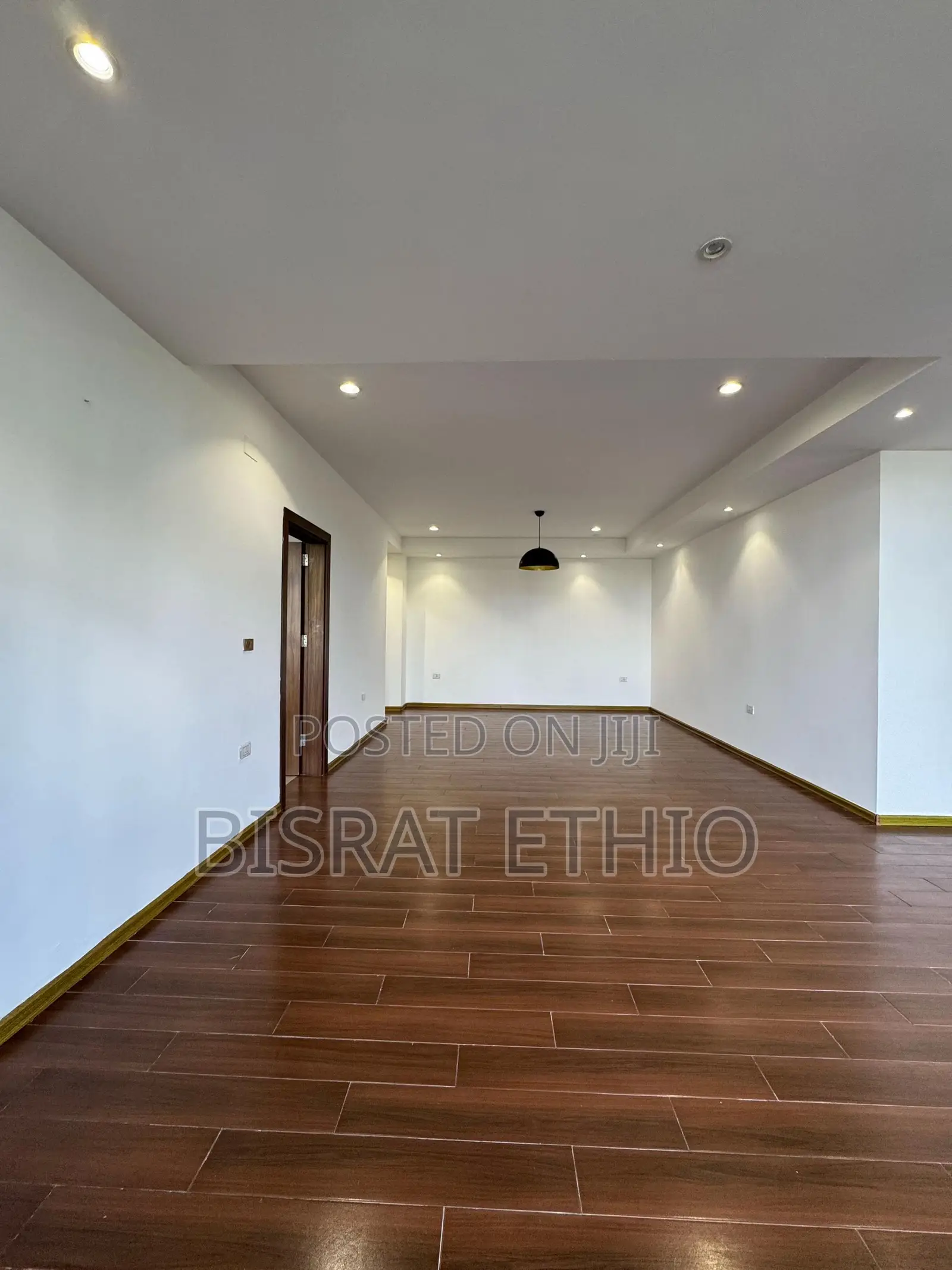 3bdrm Apartment in Sunrise Compound, Bole for sale