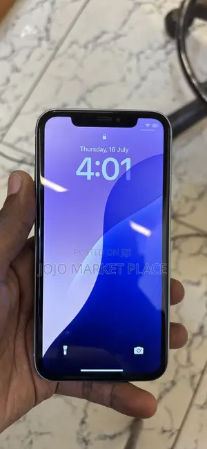 Apple iPhone 11 64 GB Green