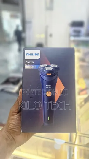 Original Philips Shaver 1000 Series - Rechargeable Rotary Shaver
