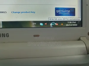 Laptop Samsung 2GB Intel Core i3 SSHD+SSD 256GB