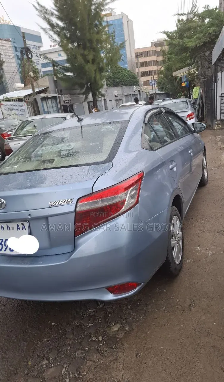Toyota Yaris 2014 Blue